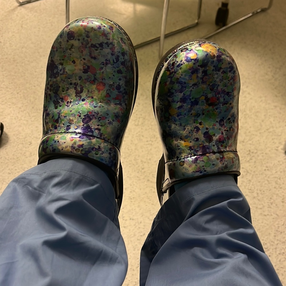 Worn ONLY ONCE size 37